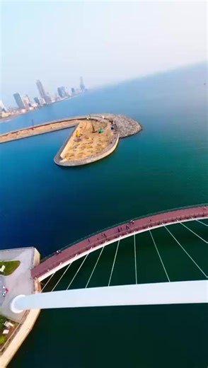 The build-up before history is made.