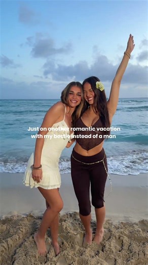 Spring break rule #1: bring the girls 💅| Windsor #newarrivals #ootdguide #fashiontrends