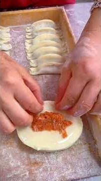 Quick Potsticker Wrapping Technique Food Potsticker Traditional Food