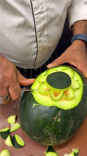 #chef #cheflife #watermelon #watermelonchallenge 🥰🥰❤️❤️how to make watermelon flower 🌺