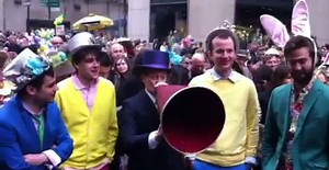 Steve Buscemi makes surprise duet with Vampire Weekend in a top hat