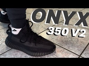 Yeezy 350 V2 Onyx Review & On Feet | Sizing & Resell Predictions