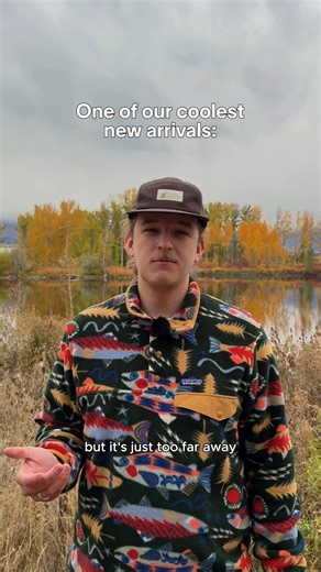 Level up your trail photos with this lightweight Nocs Photo Rig Smartphone Adapter 👀 It grips your binoculars and your phone for steady, centred shots of that neat bird, mountain peak, or far-off tree that’s just a bit too far to do it justice. Packable, durable, and ready for your next viewpoint. Shop here: https://bit.ly/3LLUNfH | MEC