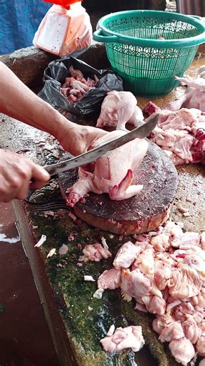 Chicken Cutting Skills: Enhancing Efficiency and Quality