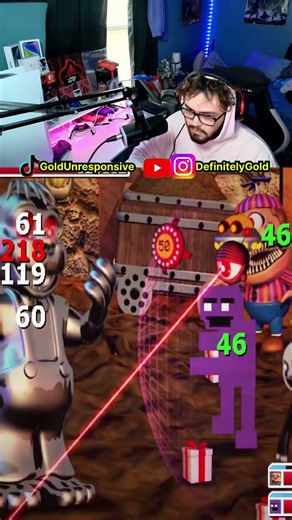 Fighting Chipper for the first time in FNAF World Refreshed!