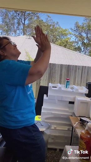 Yous dont know how happy “felicia” was ❤️❤️ support is real!!! Thankyou Samoa #685 #samoaparade #mum