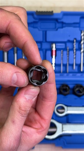 Turbo Tips on Instagram: "Cheap Extractor Set Test #boltextractor #tooltest #mechanic"