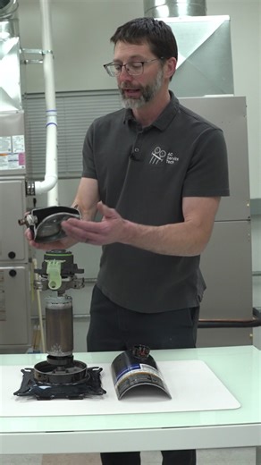 267K views · 3.9K reactions | I breakdown the floating seal and more components of a scroll compressor with HVAC Elite! Make sure to check out more from him on Instagram here: https://www.instagram.com/hvac.elite?utm_source=ig_web_button_share_sheet&igsh=ZDNlZDc0MzIxNw== . . . #ScrollCompressor #compressor #scroll #hvac #hvacr #acservicetech #acservicetech #hvactraining #hvactechnician #hvacservice #technician #hvcelite #floatingseal #techniciansoftiktok | AC Service Tech LLC | Facebook