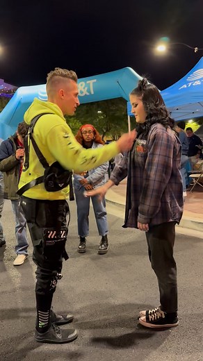 826K views · 6.9K reactions | What’s going on here? | Max Major | Facebook