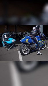 It was cool to see Dad having a blast on this at Knockhill #KennyRoberts #500GrandPrix #MotorcycleRacing #NiallMackenzie | Taylor Mackenzie