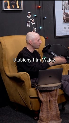 Jakie są najlepsze filmy w historii polskiej kinematografii? W najnowszym odcinku podcastu „Mam parę uwag” Julia i Kuba wybierają swoich faworytów. Są wybory klasyczne i mniej klasyczne, nie obywa się też bez rozmowy o „zwyczajowych podejrzanych” – w tym m.in. o Andrzeju Wajdzie. Posłuchajcie, o kim jeszcze rozmawiamy. Premiera odcinka już w czwartek. | Filmweb