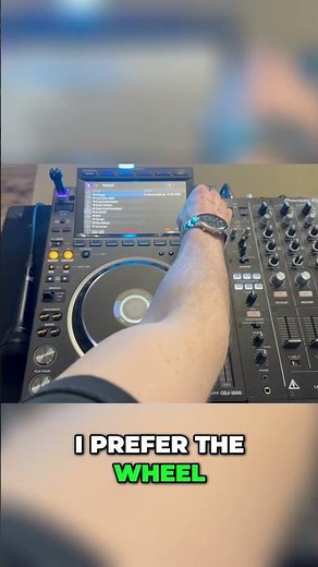 Use of the CDJ-3000 Touchscreen 📱