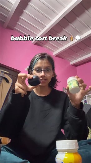 Kalyani on Instagram: "bore hora hai bhot 😭 #reels #explore #foryou #funny #girls #computer science #bubblesort #dsa #tricks #trial #yap #girlmemes #collegememes"