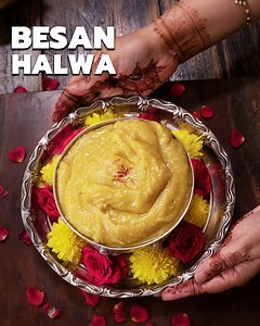 Besan Halwa | Traditional Indian Sweet | Festive Dessert | No Fail Method #BesanHalwa #HalwaRecipe #thirupagam #tirunelvlispecialrecipes #IndianSweets #DessertRecipes #FestiveRecipes #BesanKaHalwa #IndianDesserts #WinterSweets #SweetRecipes #HomeCookingShow 📌 Full Recipe & Step-by-Step Guide: 👉 https://homecookingshow.in/recipe/besan-halwa-recipe-quick-easy-festive-indian-sweet/ Besan Halwa is a rich, aromatic and traditional Indian sweet made with gram flour, ghee and sugar. This halwa is per