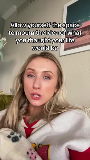 Navigating Single Life in Small Town Iowa