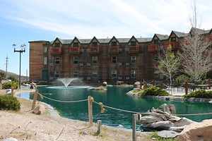 Resort on Mount Charleston sold to North Carolina couple for $4.8M