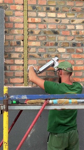 90% Do This Wrong 😬 How to Apply Adhesive on Foam PRO Way #diy #constructionchannel #construction