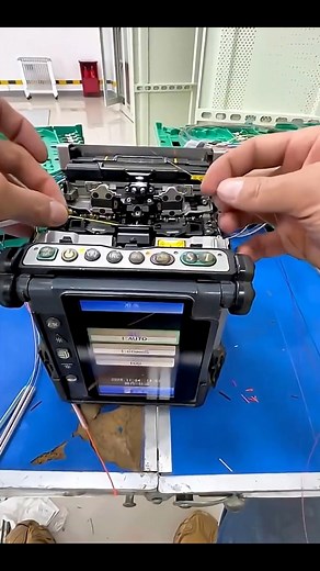 111K views · 1.3K reactions | How do FDMS Termination Cable And Optic Fiber Splicing | ROAD LIFE | Facebook