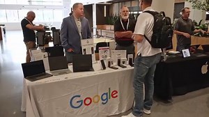 We hosted our first Modern Workplace Solutions Day at Insight headquarters, and what an exciting event it was! Insight CEO Joyce Mullen, executives and teammates from across the U.S. celebrated our clients and partners with informative sessions, partner booths and fantastic giveaways. A big thank you to everyone who joined us and made the day such a success. Were you not able to make it? Check out this recap, and stay tuned as we take our Modern Workplace Solutions Day events nationwide! | Insig