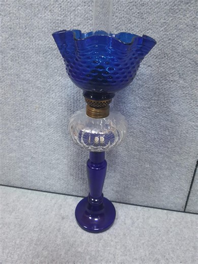 Antique Cobalt Blue Peg Lamp "p&a MFG Co Victor" 20.5" Ruffle Edge Art Glass Shade Oil Lamp 19th Century, Home Decor - Etsy