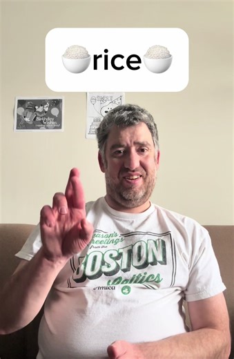 ASL fingerspelling of rice / Learn ASL #rice #asl #fingerspelling #deaf