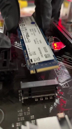 ¿Tu ya sabías cómo colocar la M.2? 🤓😉 #Mipclista #Asus #M.2 #viral #parati #fyp #fypシ