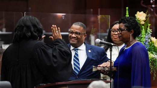 ‘I’m here to fight with you’: Garnett Johnson sworn in as Mayor of Augusta