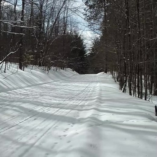 fresh snow this morning! who's ready! to ride?! #arcticcat #thundercat #tughill #polaris #skidoo #etec #ctec #speedwerx #brapp #chasingsnow #klim