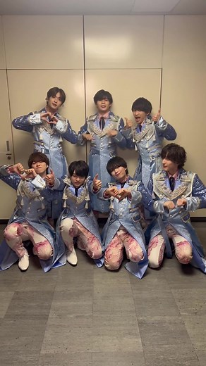 なにわ男子の紅白歌合戦での初心LOVE