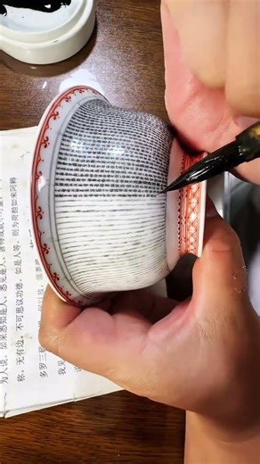 Unveiling the Artistry: Jingdezhen's Hand-Painted Porcelain Masters