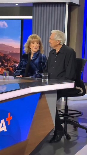 Hollywood legends Barbara Eden and Hal Linden sit down for a new KTLA Entertainment interview, sharing stories from their iconic careers and talking about their upcoming show: LOVE LETTERS. 🎭 Show: A.R. Gurney's LOVE LETTERS 📍 Place: Debbie Reynolds Main Stage at El Portal Theatre 📅 Nov 22, 2025 · 7 PM · North Hollywood 🎟️ Tickets via link in bio: @elportaltheatre 👈 Credit: @ktla_entertainment | @elportaltheatre #BarbaraEden #HalLinden #LoveLetters #KTLAEntertainment #ElPortalTheatre #Theat