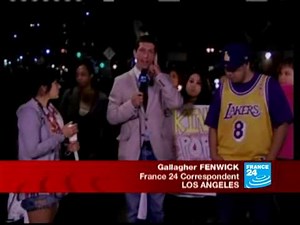 Death of Michael Jackson: fans gather to mourn music legend