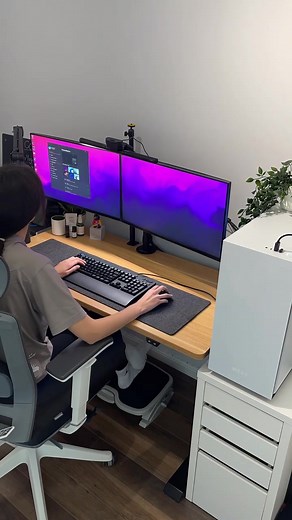 The Ultimate Office Setup: Standing Desk and Ergonomic Chair