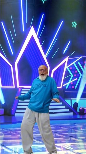 Old Man Mind Blowing Dance on “Humko Sirf Tumse Pyaar Hai” | Amazing Hindi Song Dance Performance