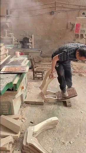 Making a handmade wooden saddle