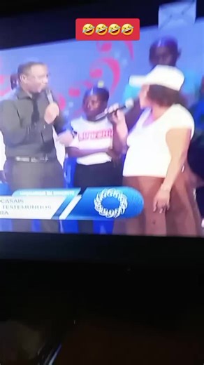 MR BOW E MAKHADZI: Concerto Incrível em Moçambique