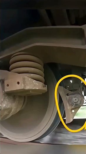 Train Brakes vs Bike Brakes 😲 How Long Do Train Brakes Really Last?