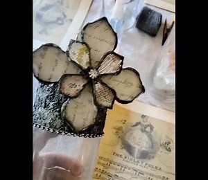 13 reactions · 3 comments | Today marked the end of our 2025 class. Our solder crystal vase project was a hit, with every student bringing their own spin. Grateful for your support and friendship - thanks from the bottom of my heart. 勺 | Mammabellarte Rita Reade | Facebook