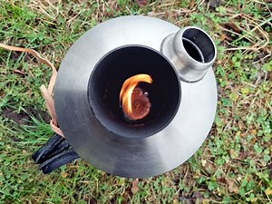 Combining Survival Kettle/Kelly Kettle with DIY alcohol stove from soda cans (RoSSY project)