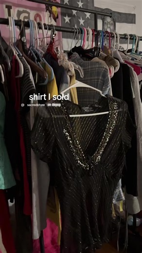 Live Auction Preview: Posh Sales on Depop This Friday