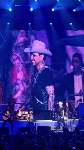 Concierto de Nodal!! #nodal#monticello#chile