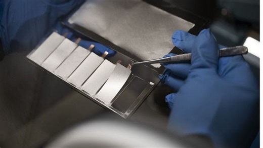 CSEM eröffnet ersten Schweizer Trockenraum für Batterieentwicklung