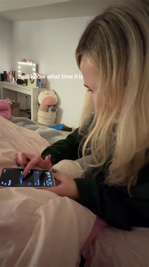 arm tickles 4L #fyp #bestfriend #girlhood | best friend tiktoks