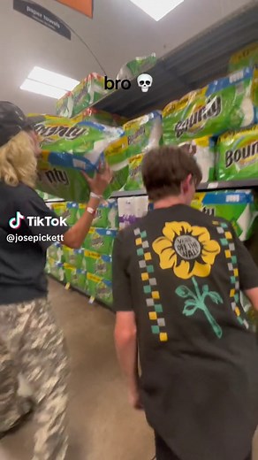 ts hurt too #funny #funnyvideo #💀 #skater | Funny Video