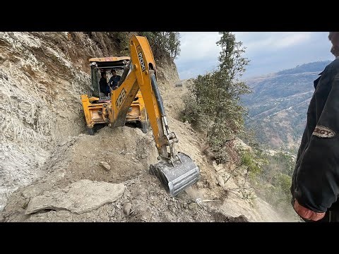 Building a Road on a Perilous Hillside | JCB Backhoe Loader In Action | Heavy Machinery World