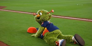 Orbit started messing with former Astro Luis Valbuena and very quickly regretted it