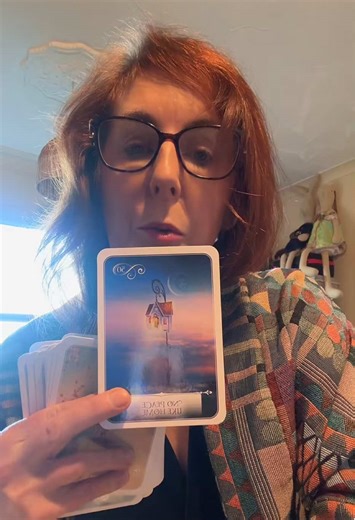 #wisdomoftheoracle #colettebaronreid #50 #noplacelikehome #authenticity #up #houseinthesky #cominghome #feelingathome #feelingconfortable This card from the Colette Baron- Reid Wisdom of the Oracle deck, is card 50 and is nudging us to step out of the comfort zone and doing something different , as this will become your new normal and might just feel amazing...you'll niever know if you don't try.... and maybe you need to surrender to this call.