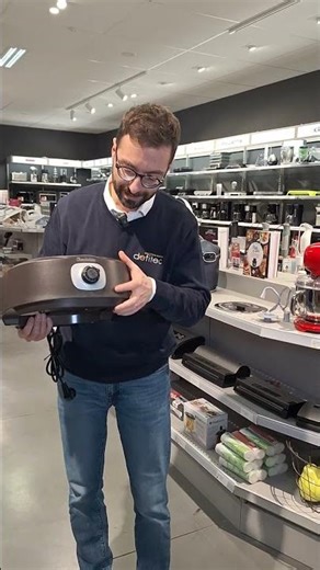 A great gift idea: a chocolate tempering machine 🍫