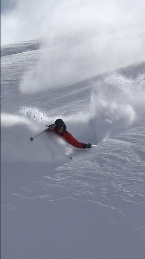 Heli‑skiing never loses its magic. ⛷️