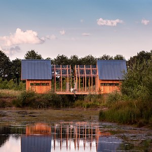 Caspar Schols produces Cabin ANNA from a moving shed he built for his mother